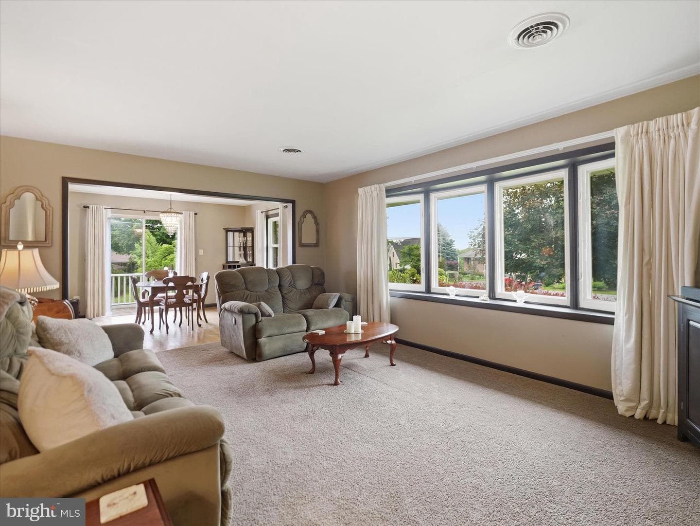 9689 Forest Ridge Road photo 4