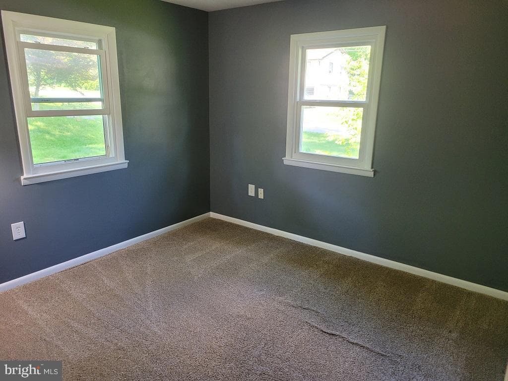 160 Echo Drive photo 14