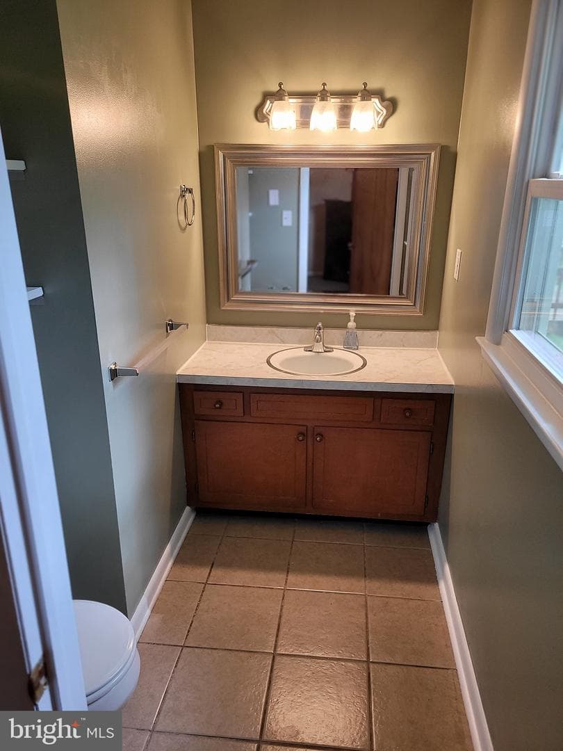 160 Echo Drive photo 19
