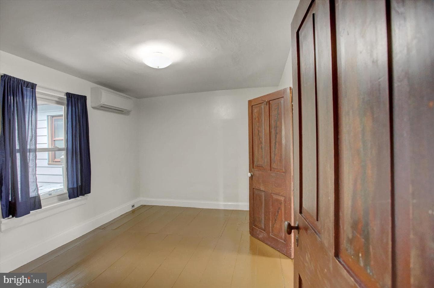 118 N Carlisle Street photo 28