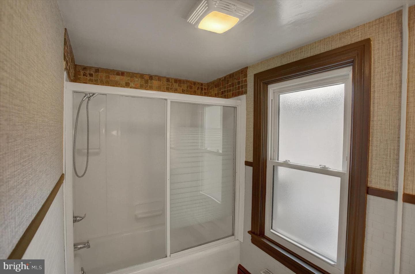 118 N Carlisle Street photo 32
