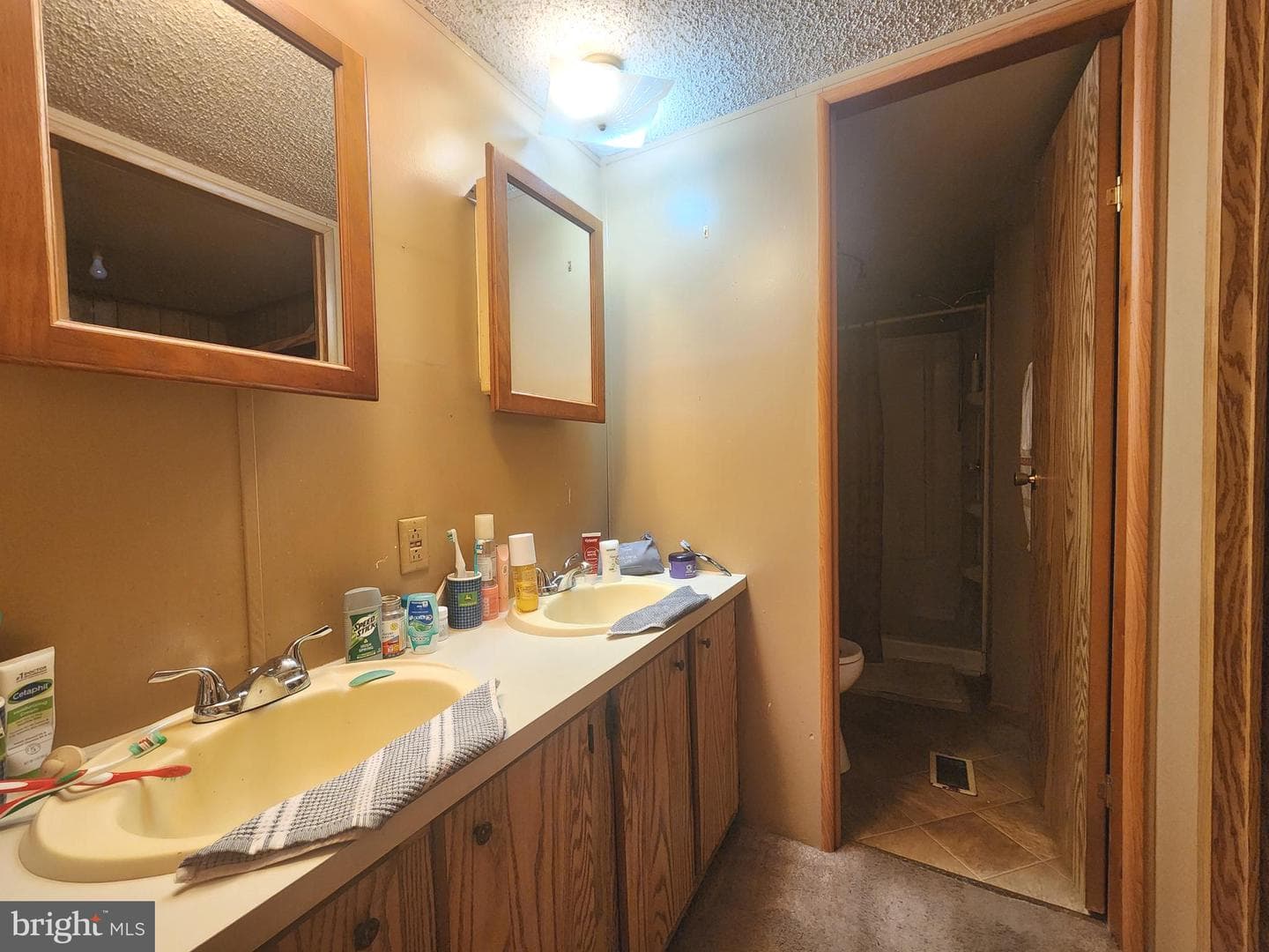14481 Charmian Road photo 12