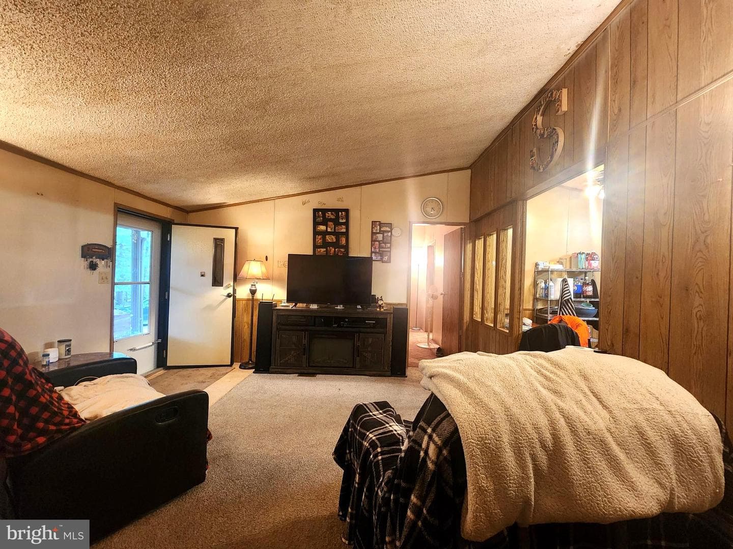 14481 Charmian Road photo 5