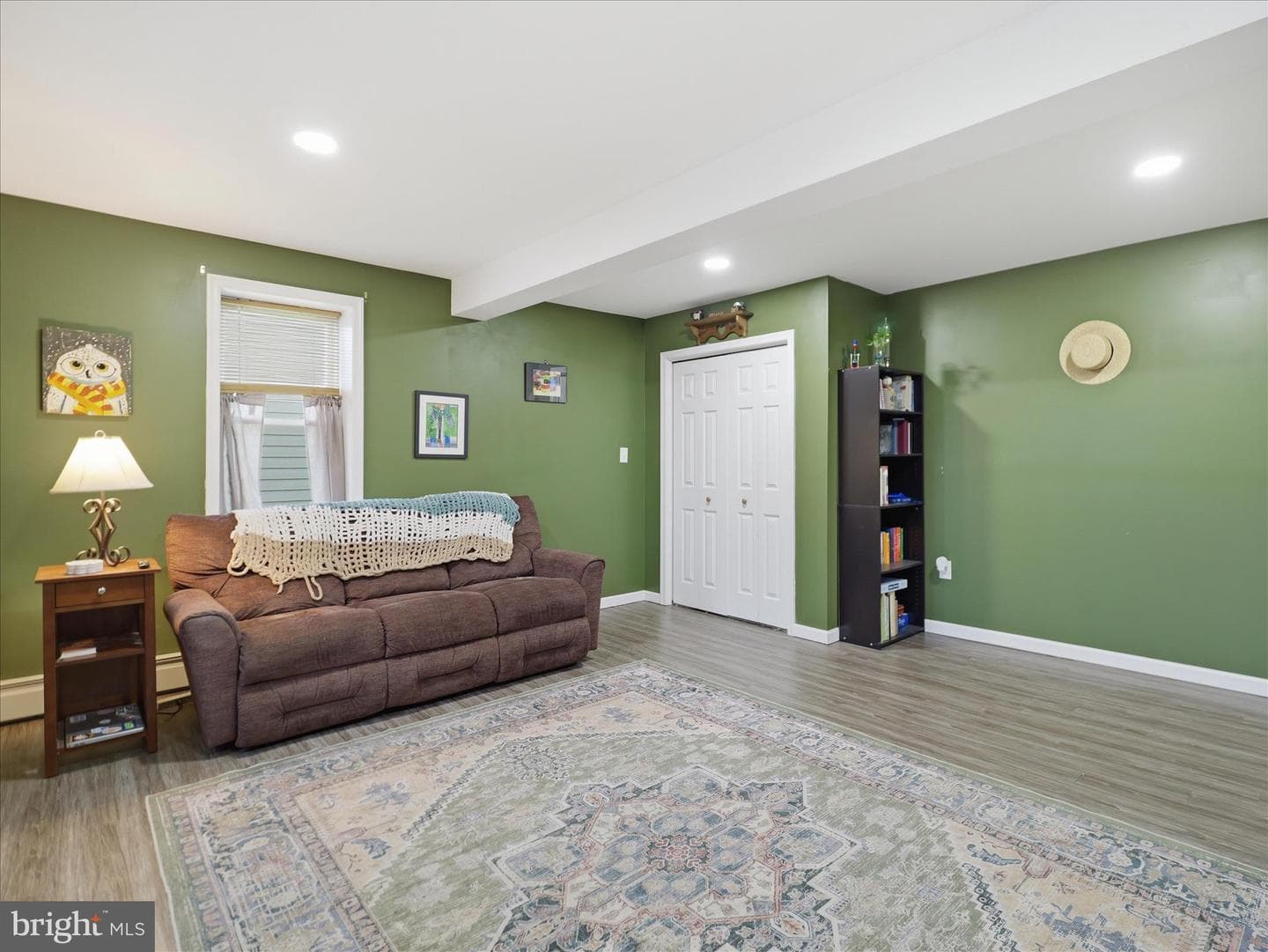 128 E Madison Street photo 3