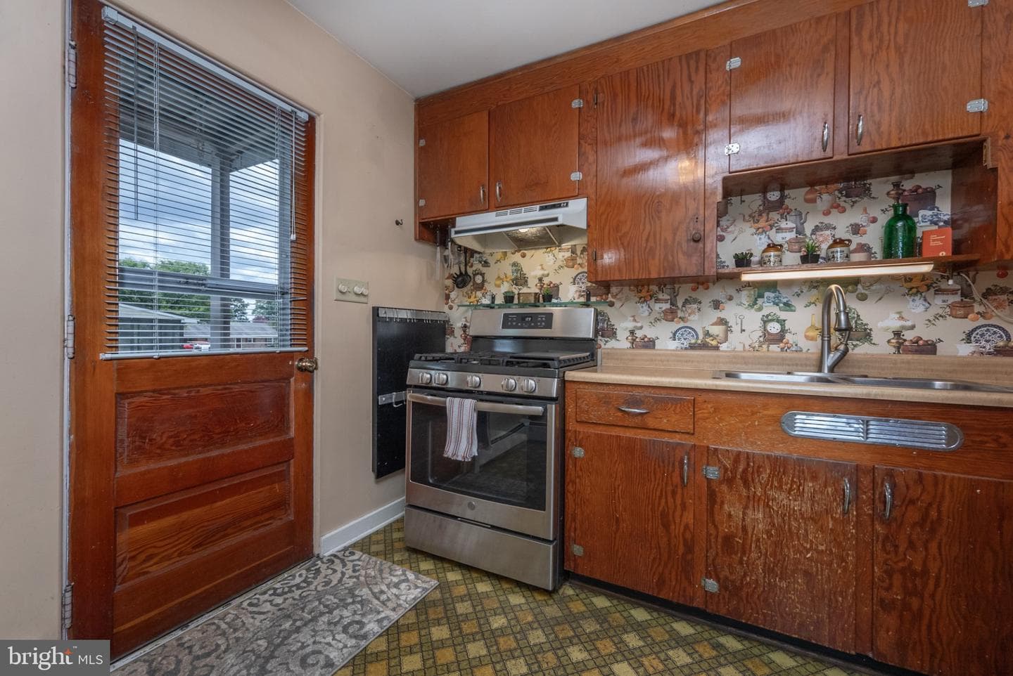 420 Maple Hill Avenue photo 18