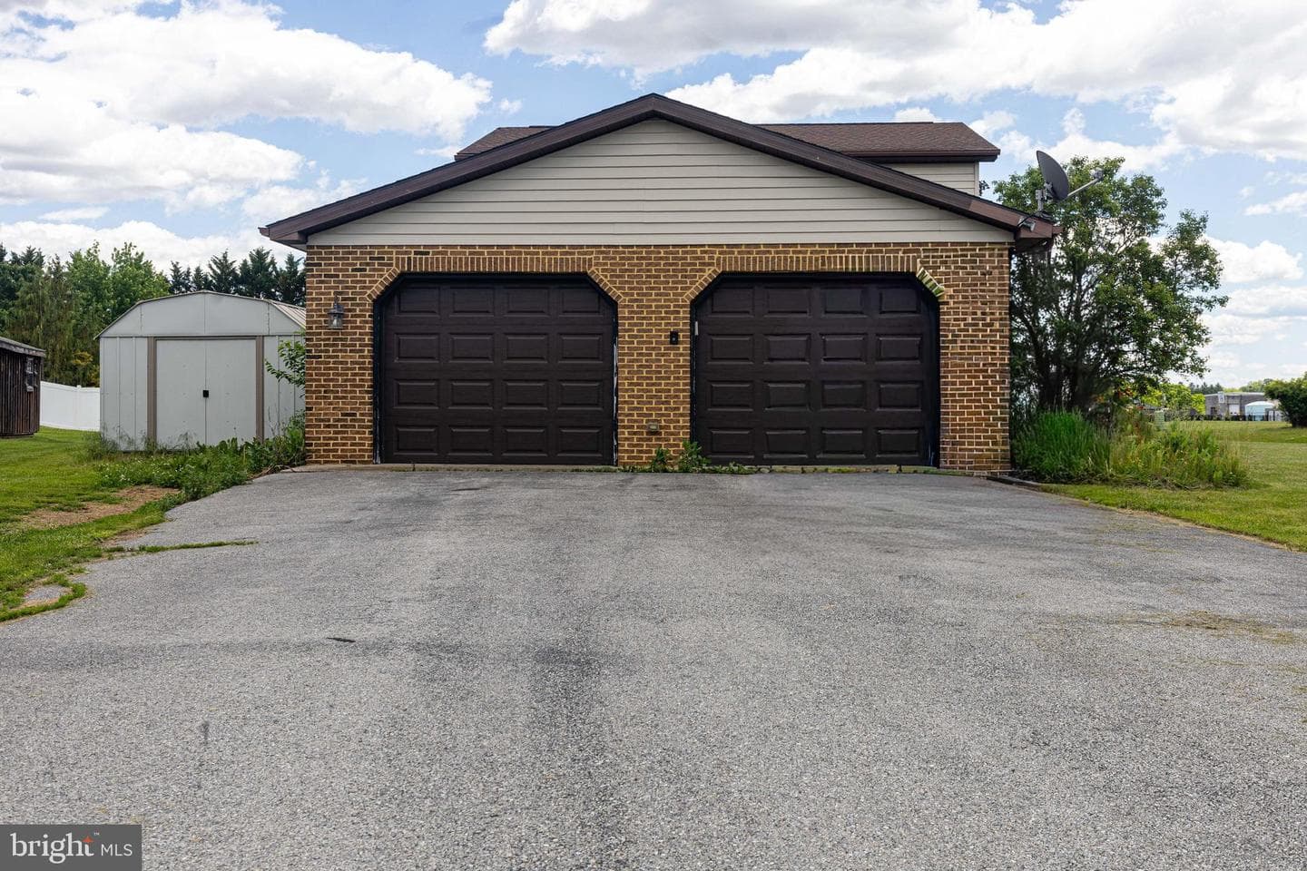 3556 Brook Street photo 4