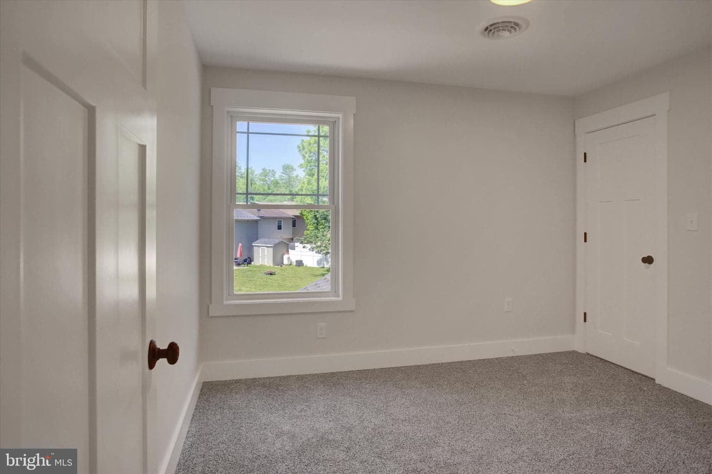 695 Karvois Court photo 24