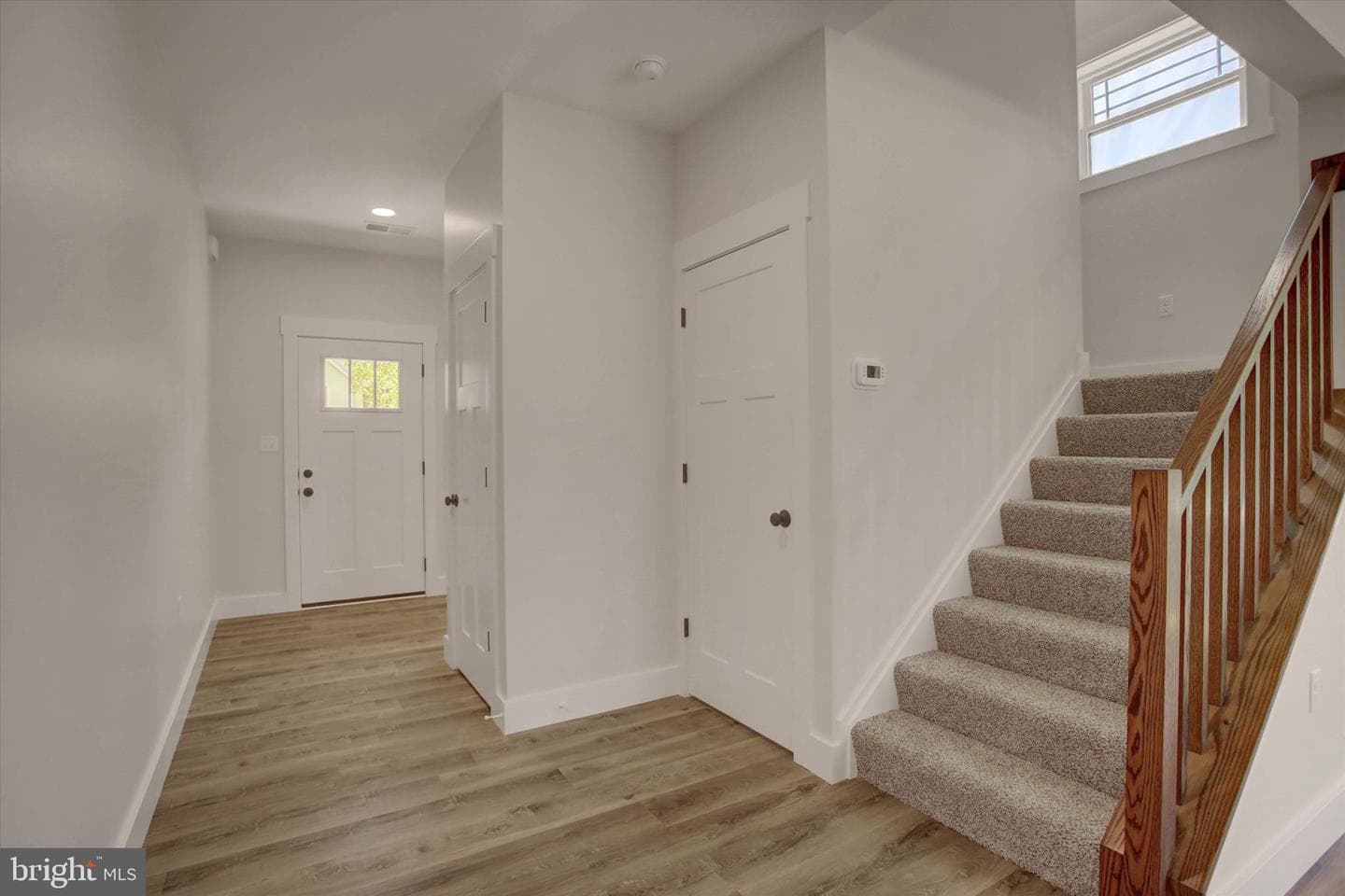 695 Karvois Court photo 4