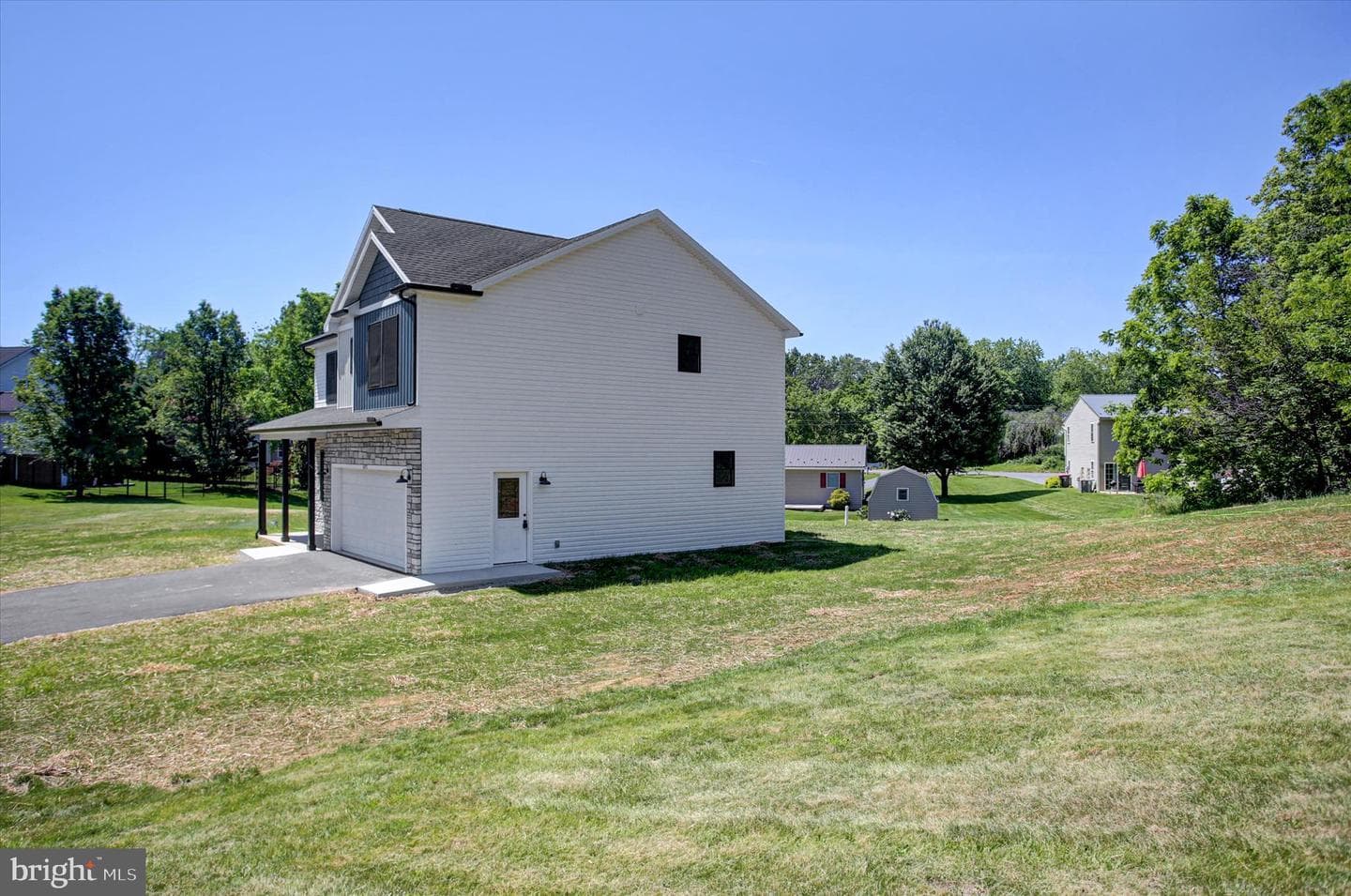 695 Karvois Court photo 41