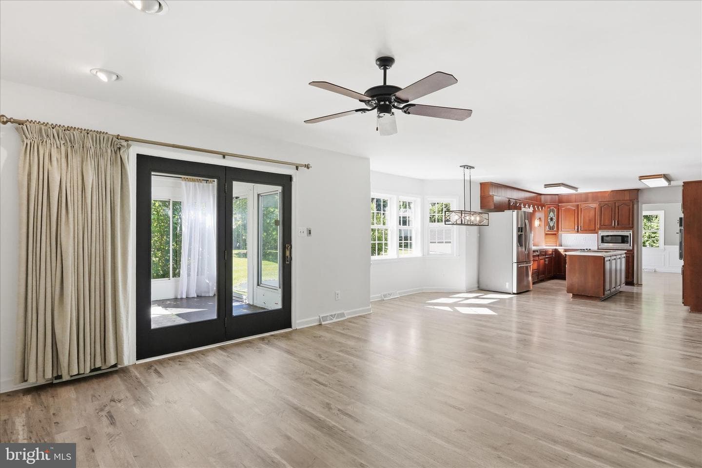 2242 Scotland Road photo 24