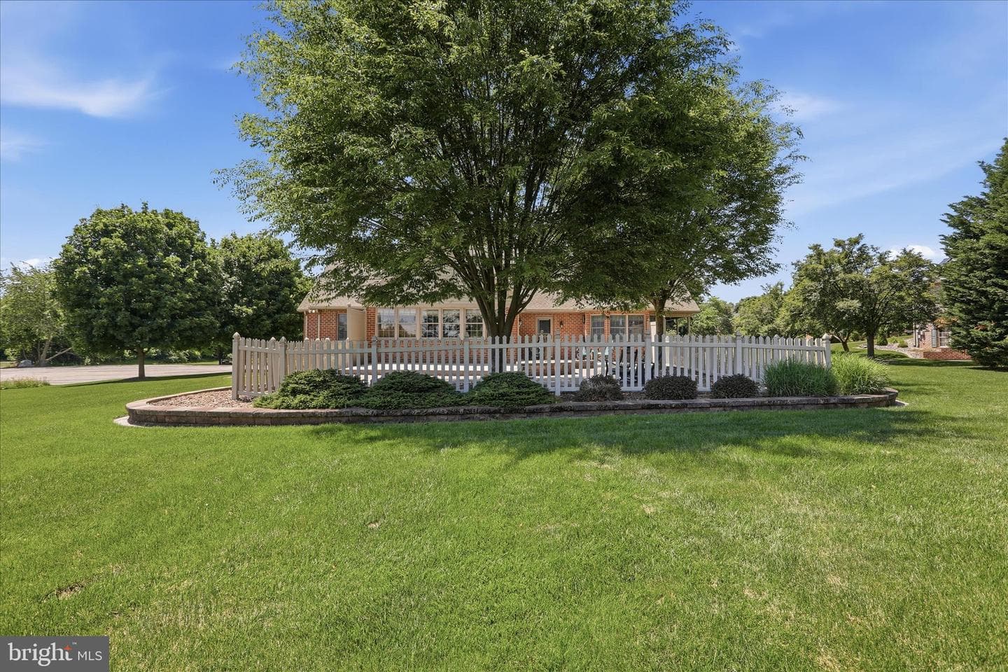 255 Audubon Court photo 76