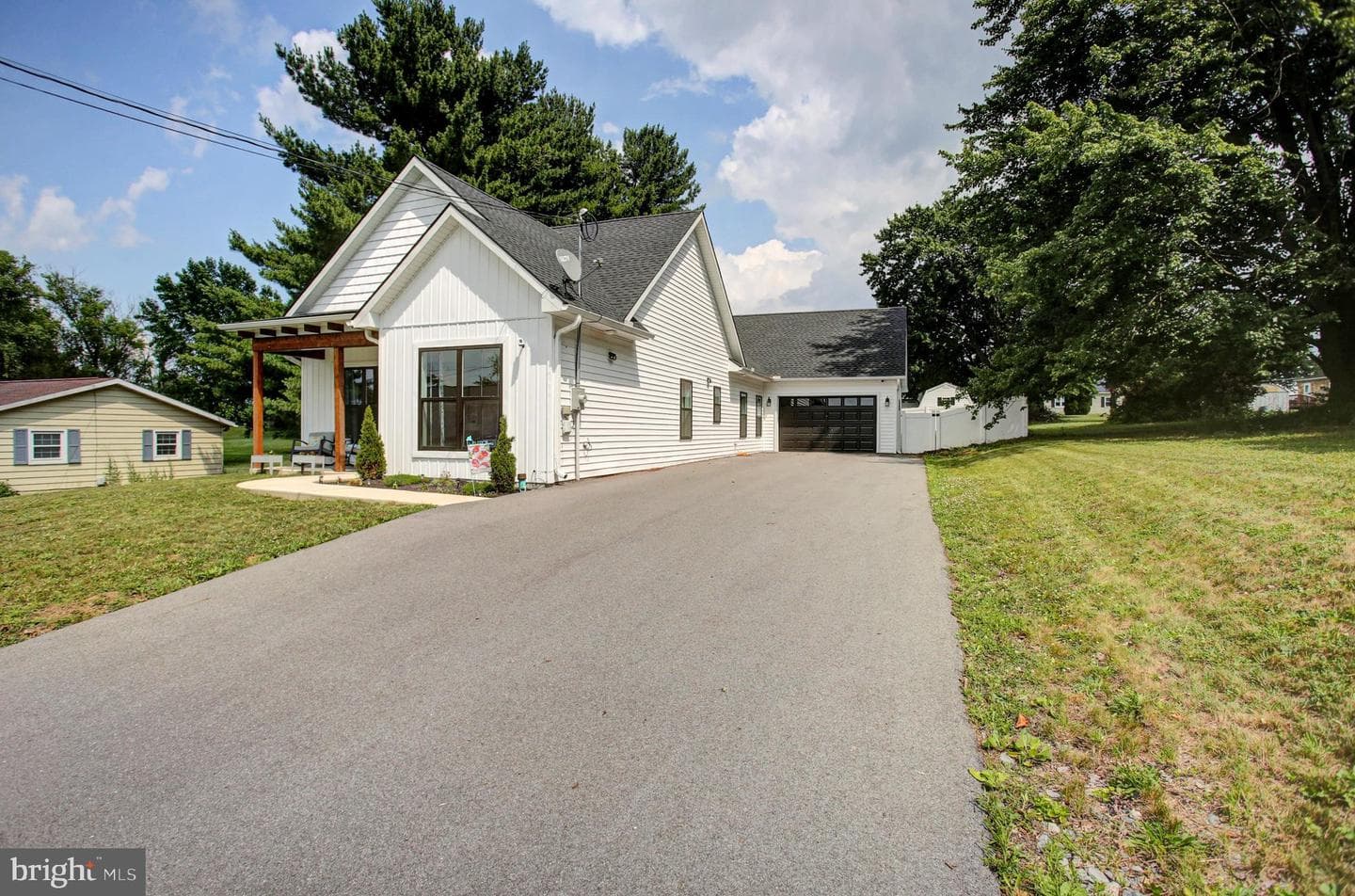 1311 Marvic Dr. photo 3