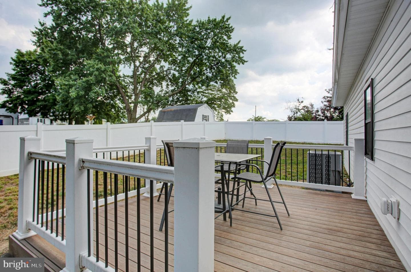 1311 Marvic Dr. photo 33