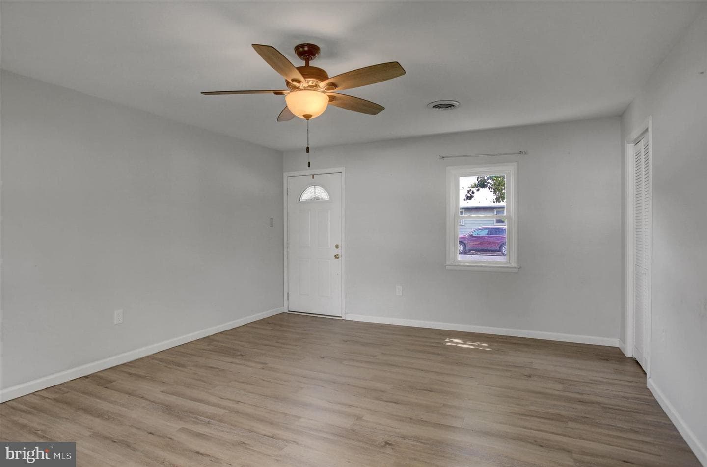 605 Prospect Avenue photo 38