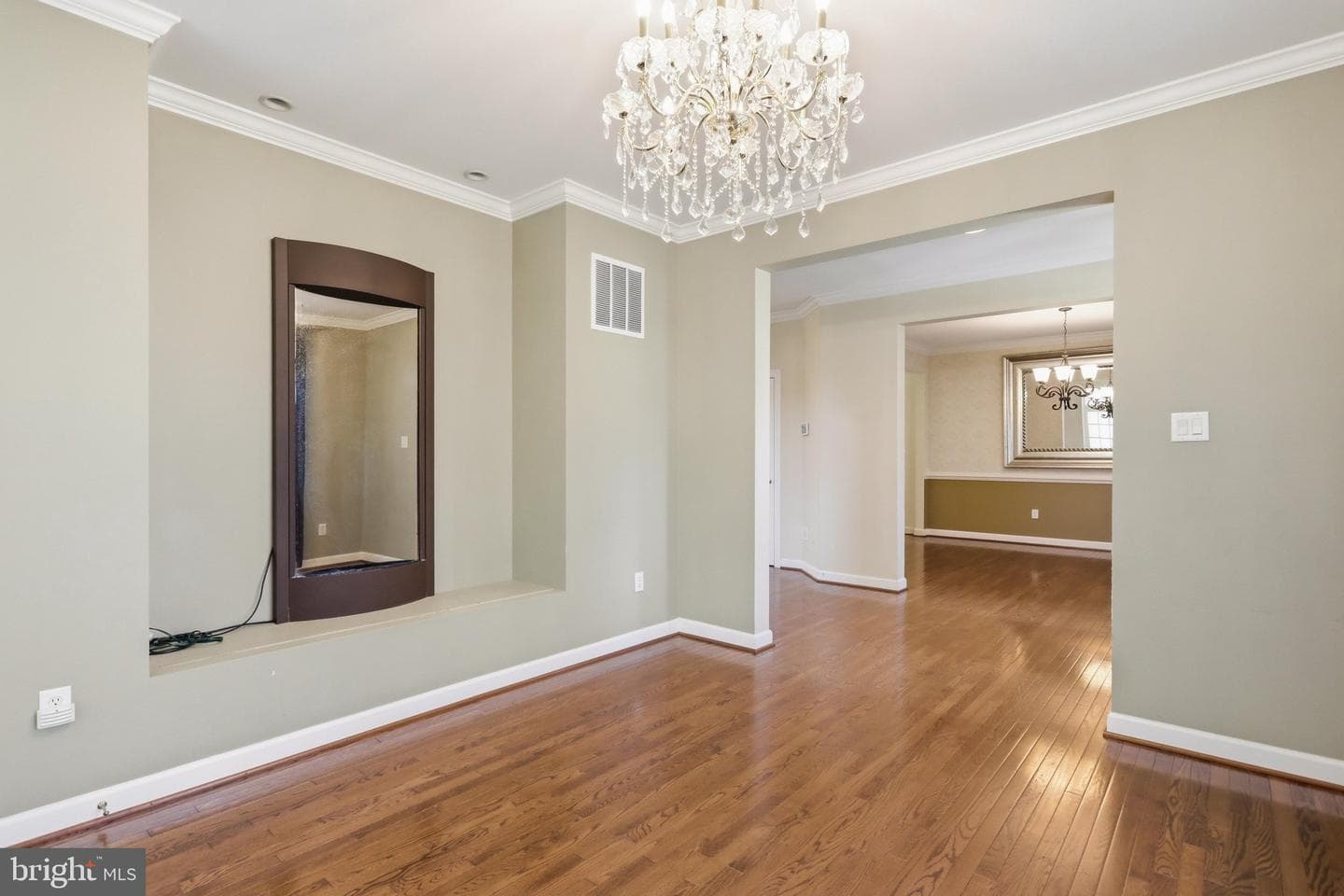 2419 Somerset Road photo 28