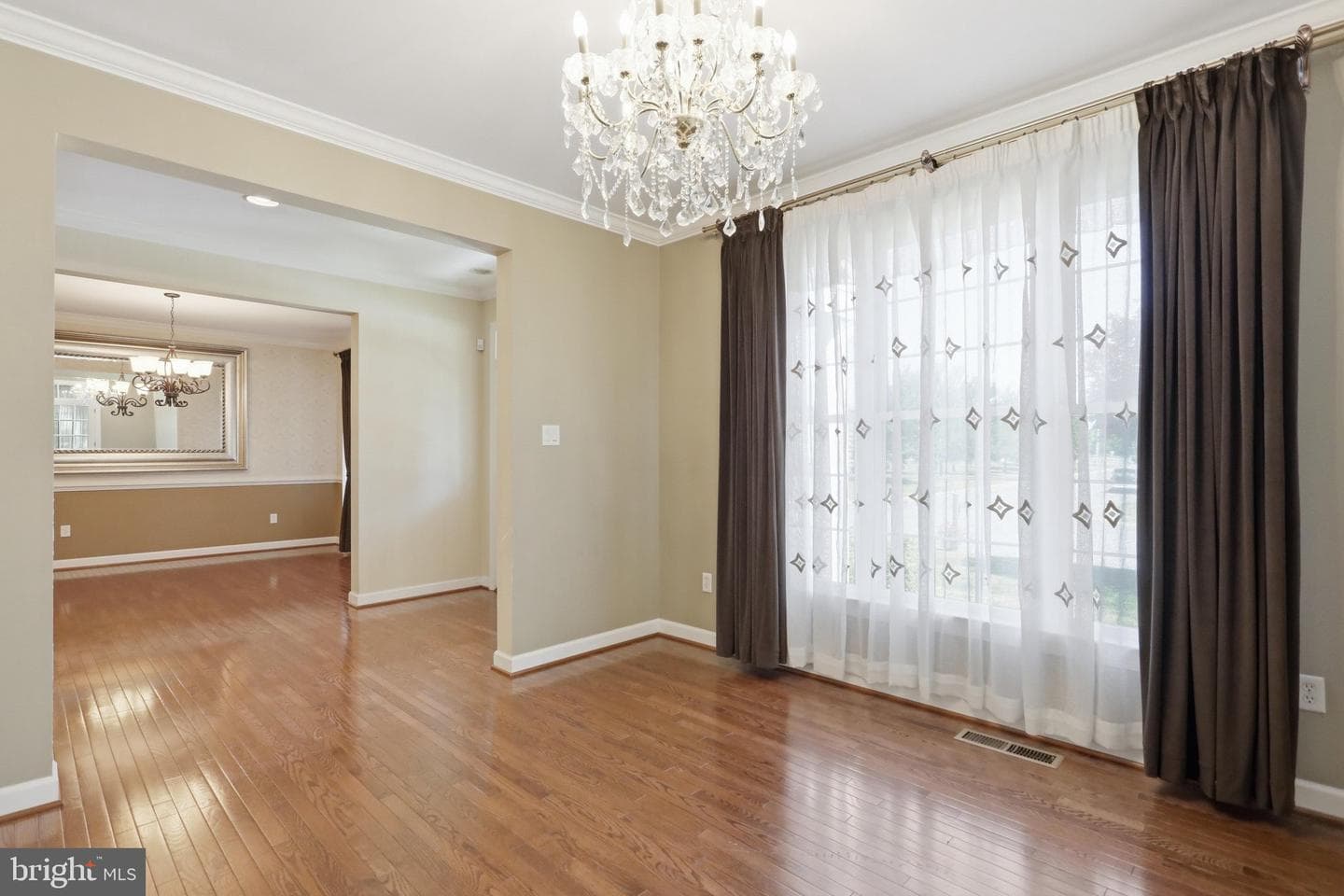 2419 Somerset Road photo 29