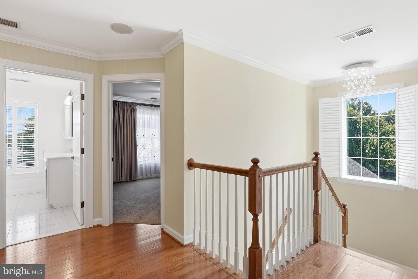 2419 Somerset Road photo 52