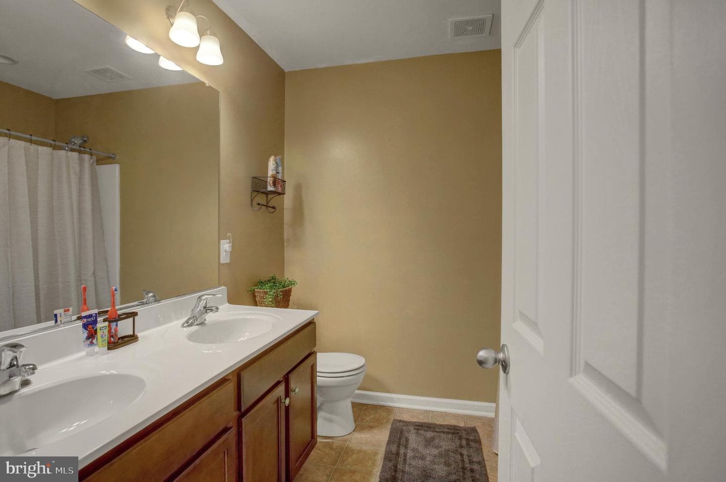 86 Equestrian Drive photo 37