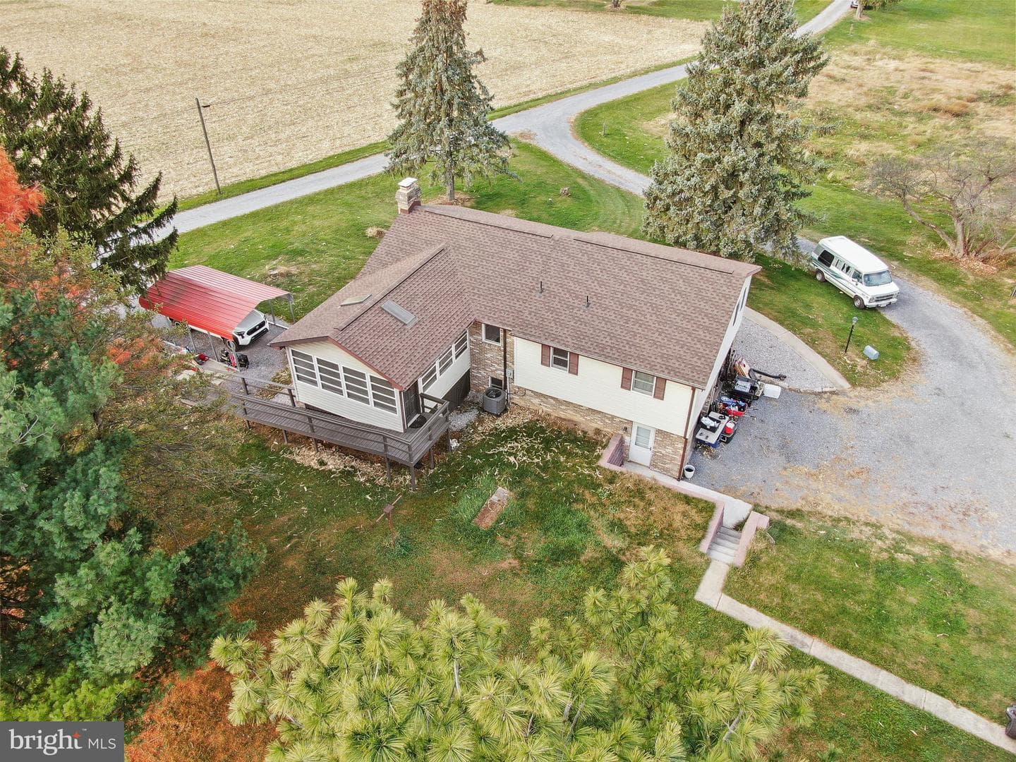 8738 Olde Scotland Rd photo 35