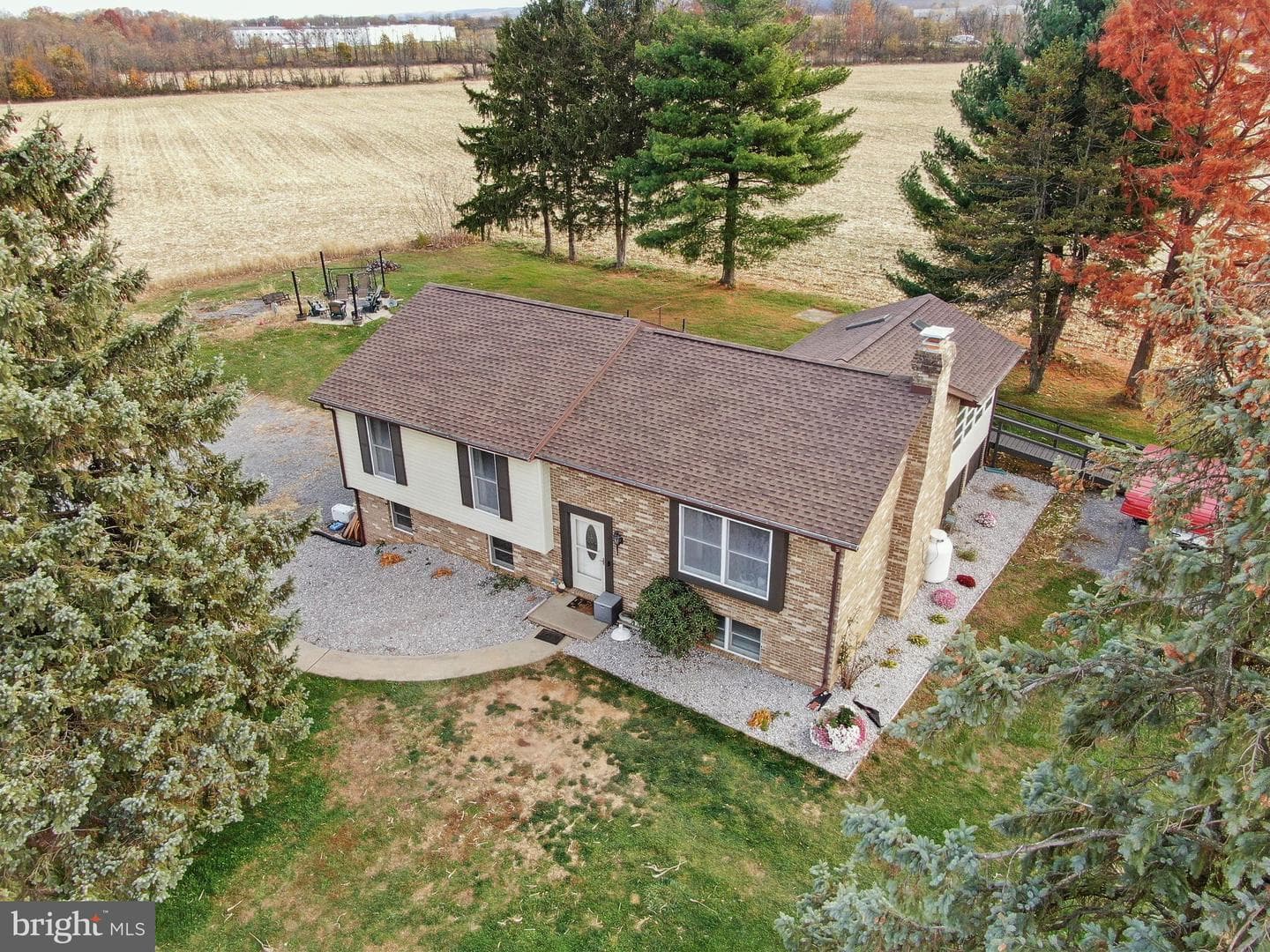 8738 Olde Scotland Rd photo 5