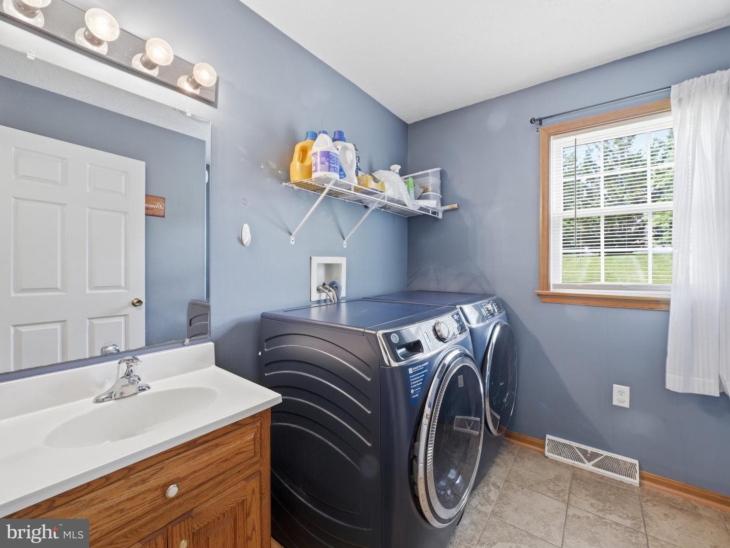 1553 Vaughn Drive photo 21