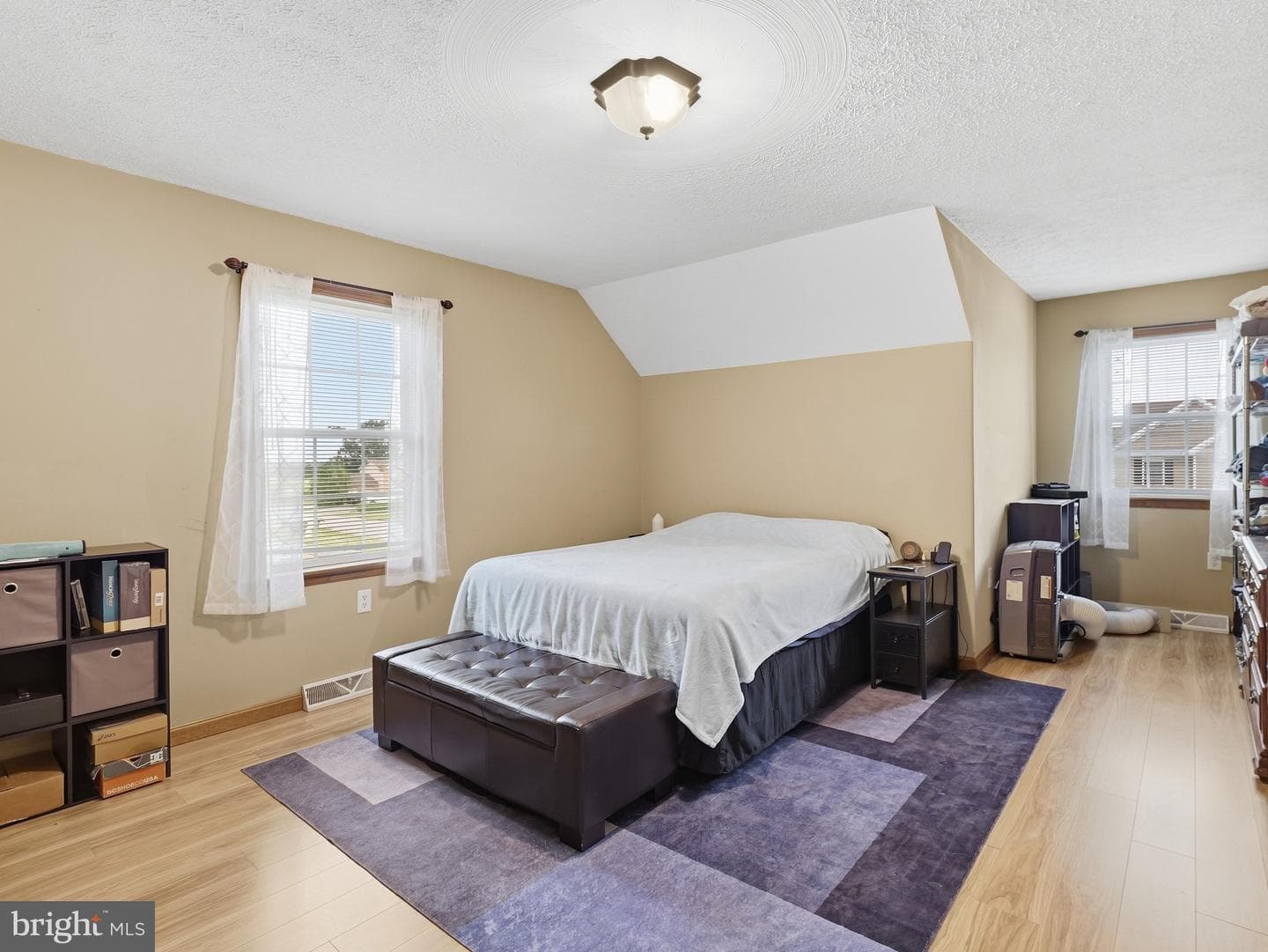 1553 Vaughn Drive photo 30