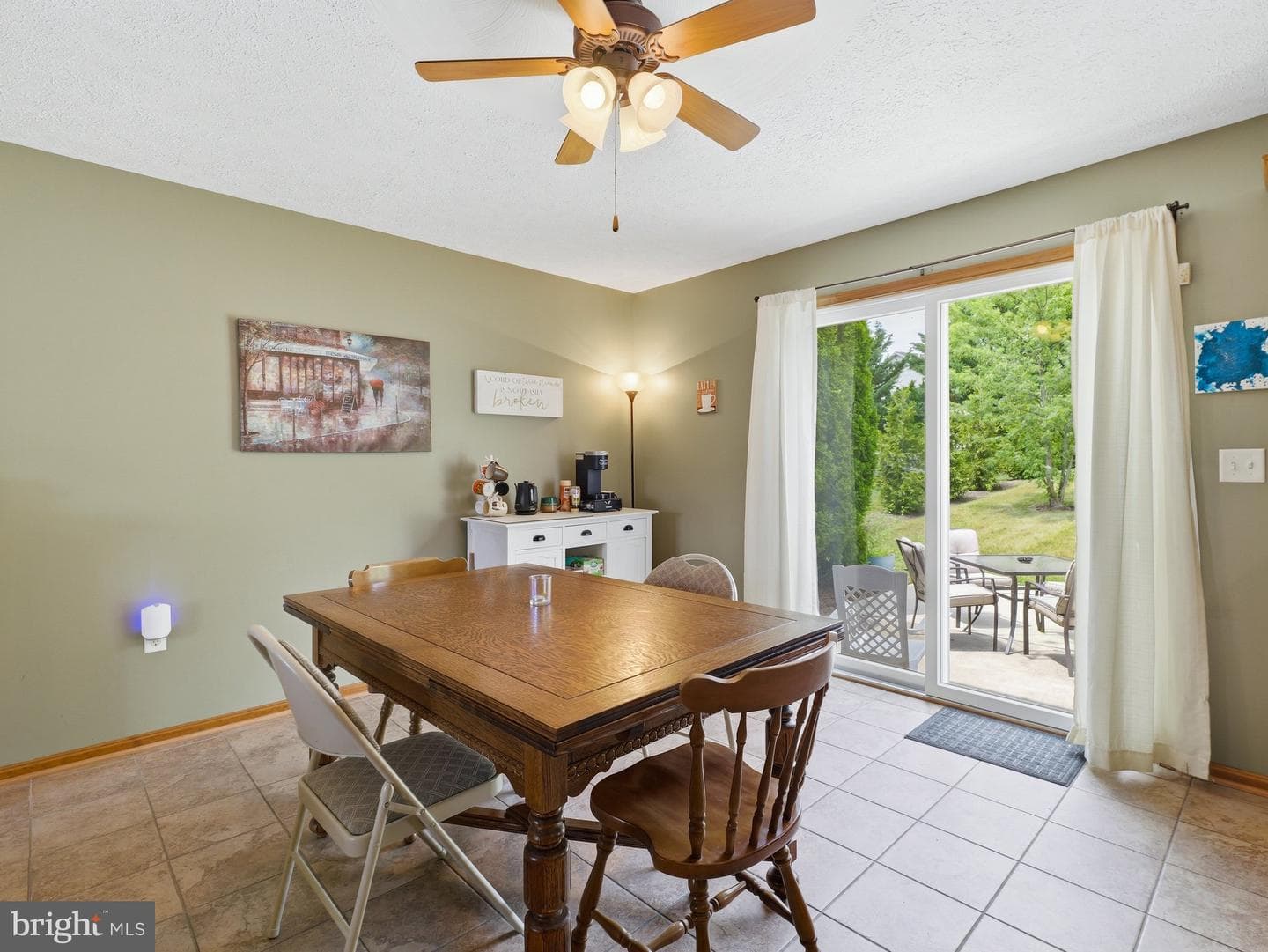 1553 Vaughn Drive photo 8