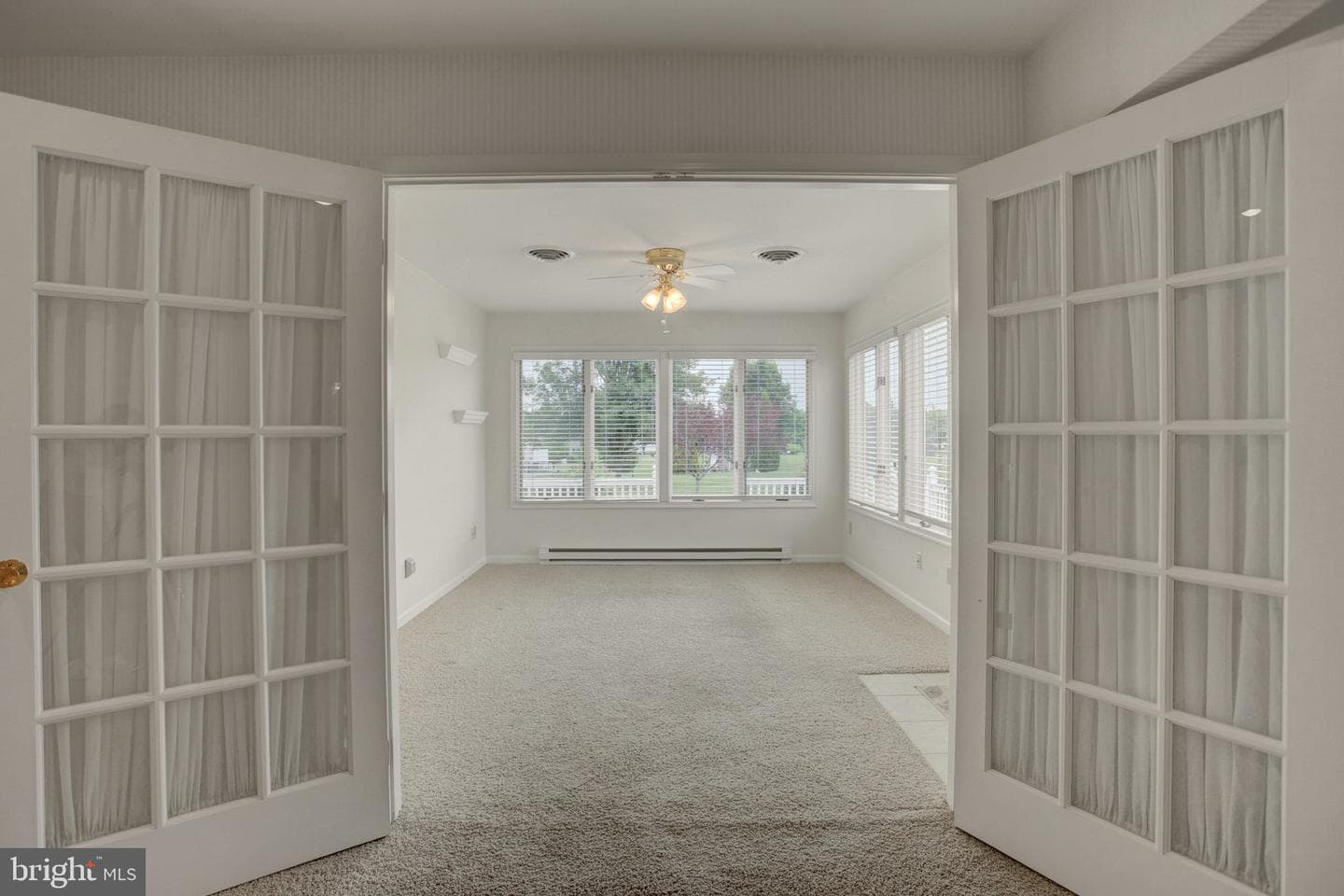 127 Chancellor Drive photo 31