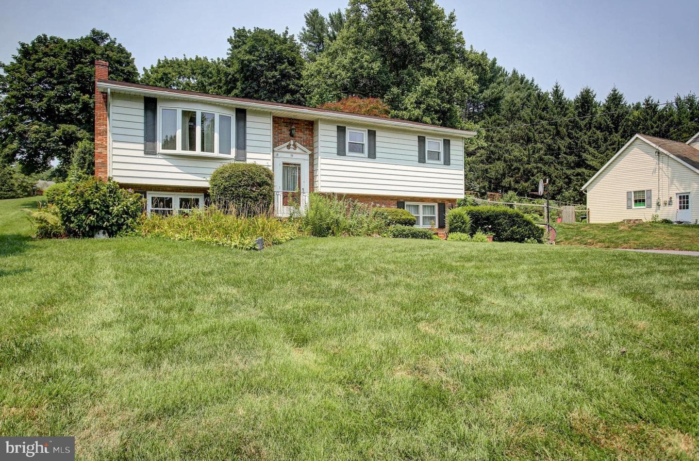 119 Echo Drive photo 3