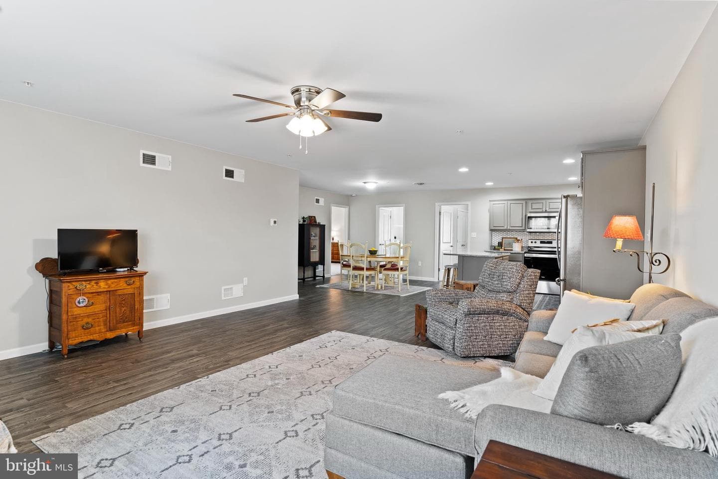 322 Franklin Way #101 photo 4