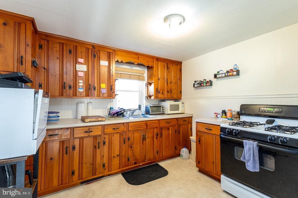 1631 E Buchanan Trail East E photo 56