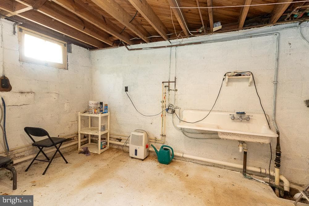 1631 E Buchanan Trail East E photo 63