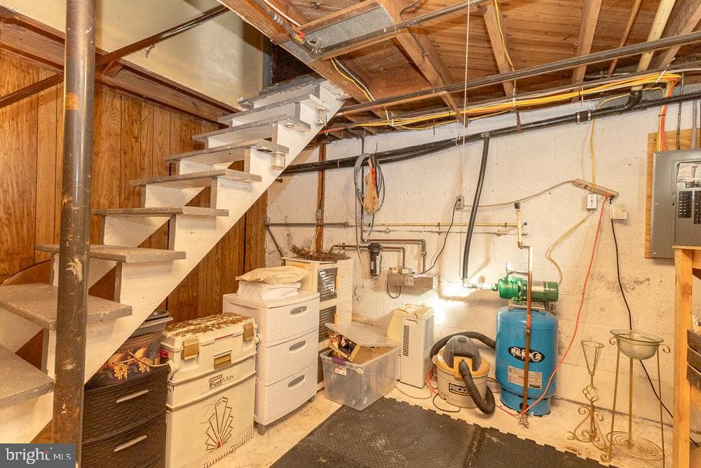 1631 E Buchanan Trail East E photo 66