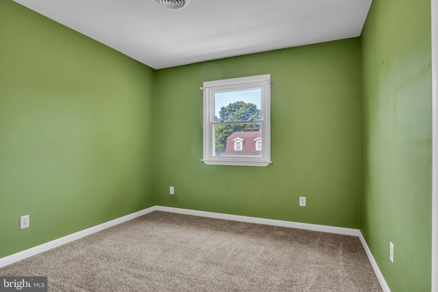 36 Edgelea Drive photo 32