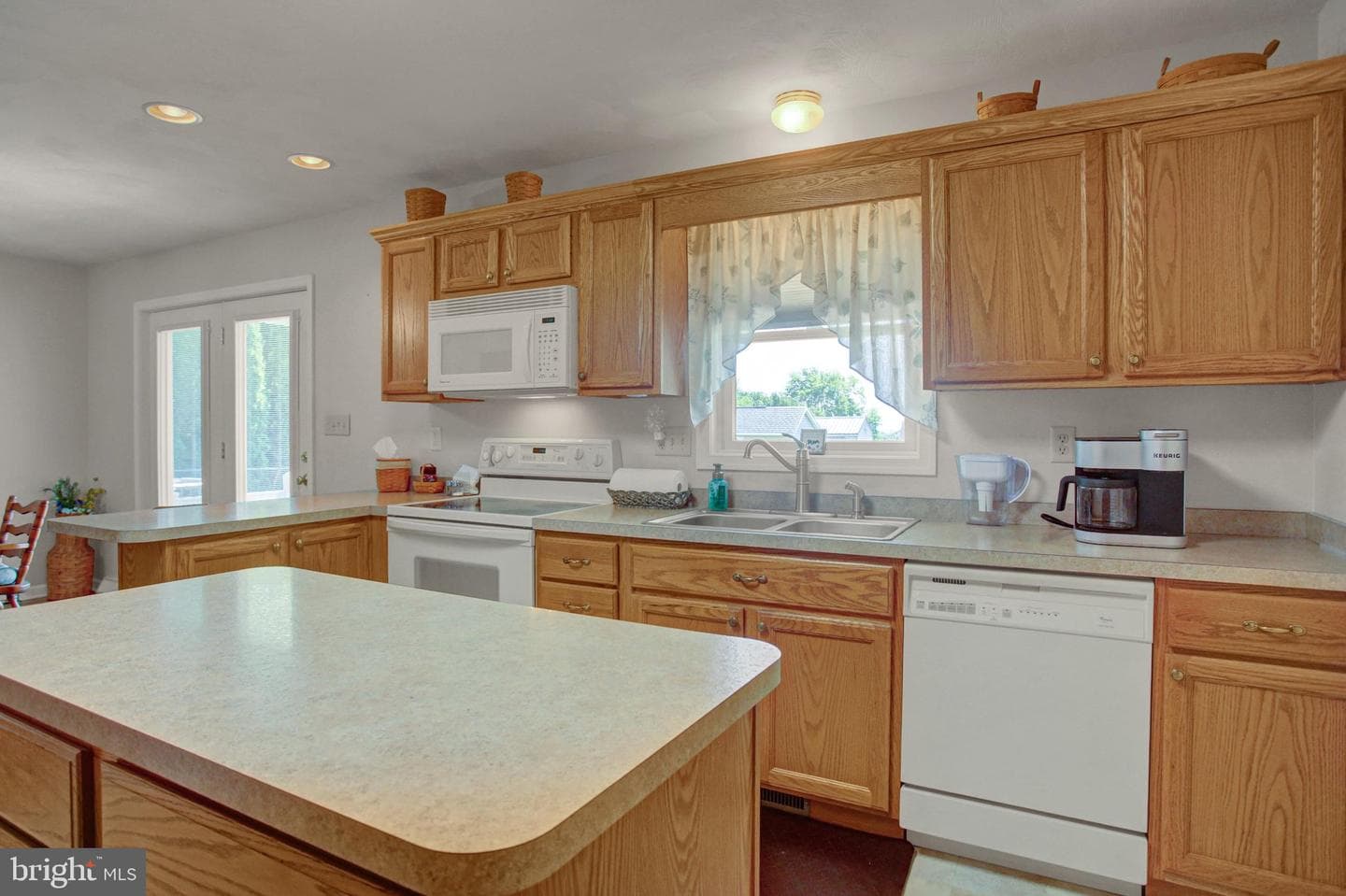 1407 Hamilton Hills Drive photo 18