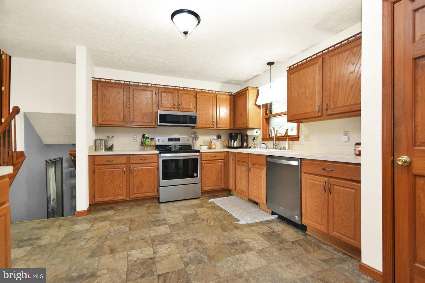 215 Opal Drive photo 9