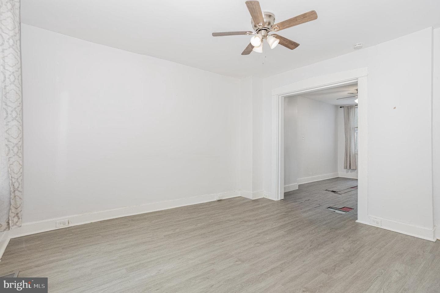459 S Queen Street photo 6