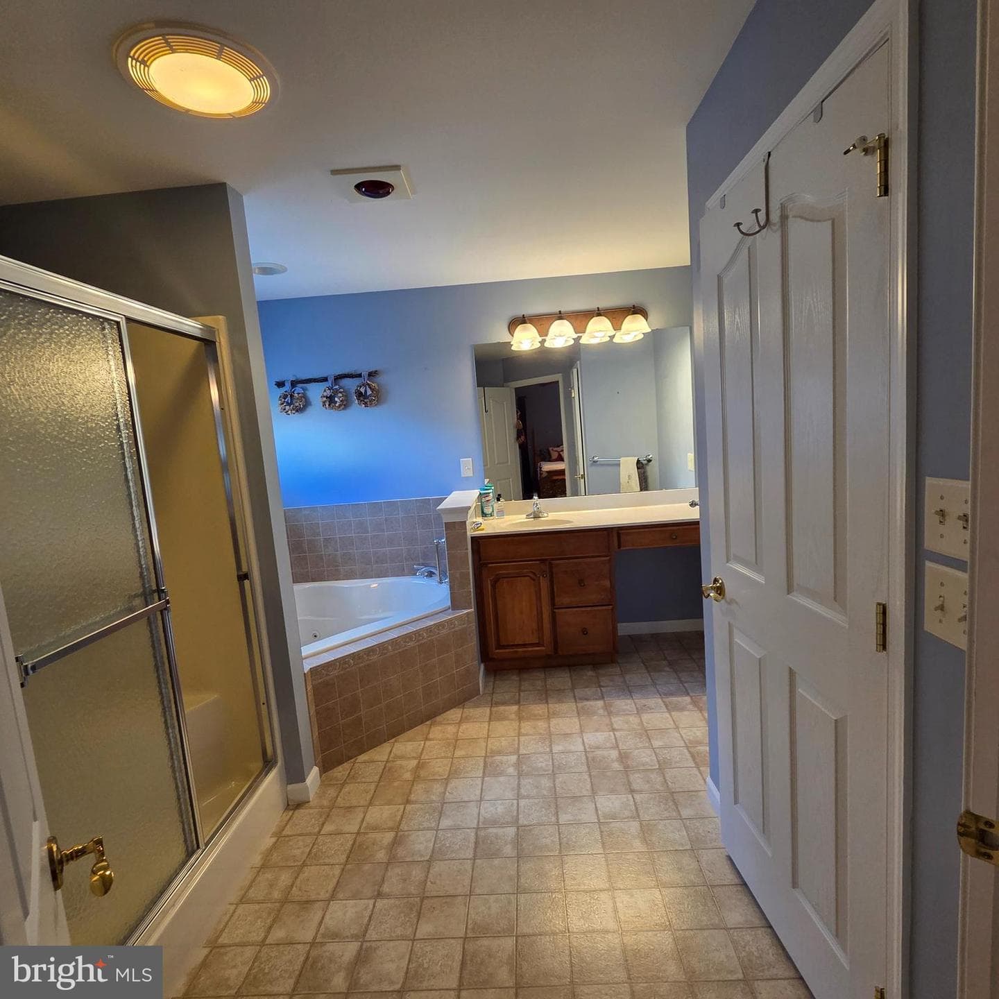 854 Cambridge Drive photo 23