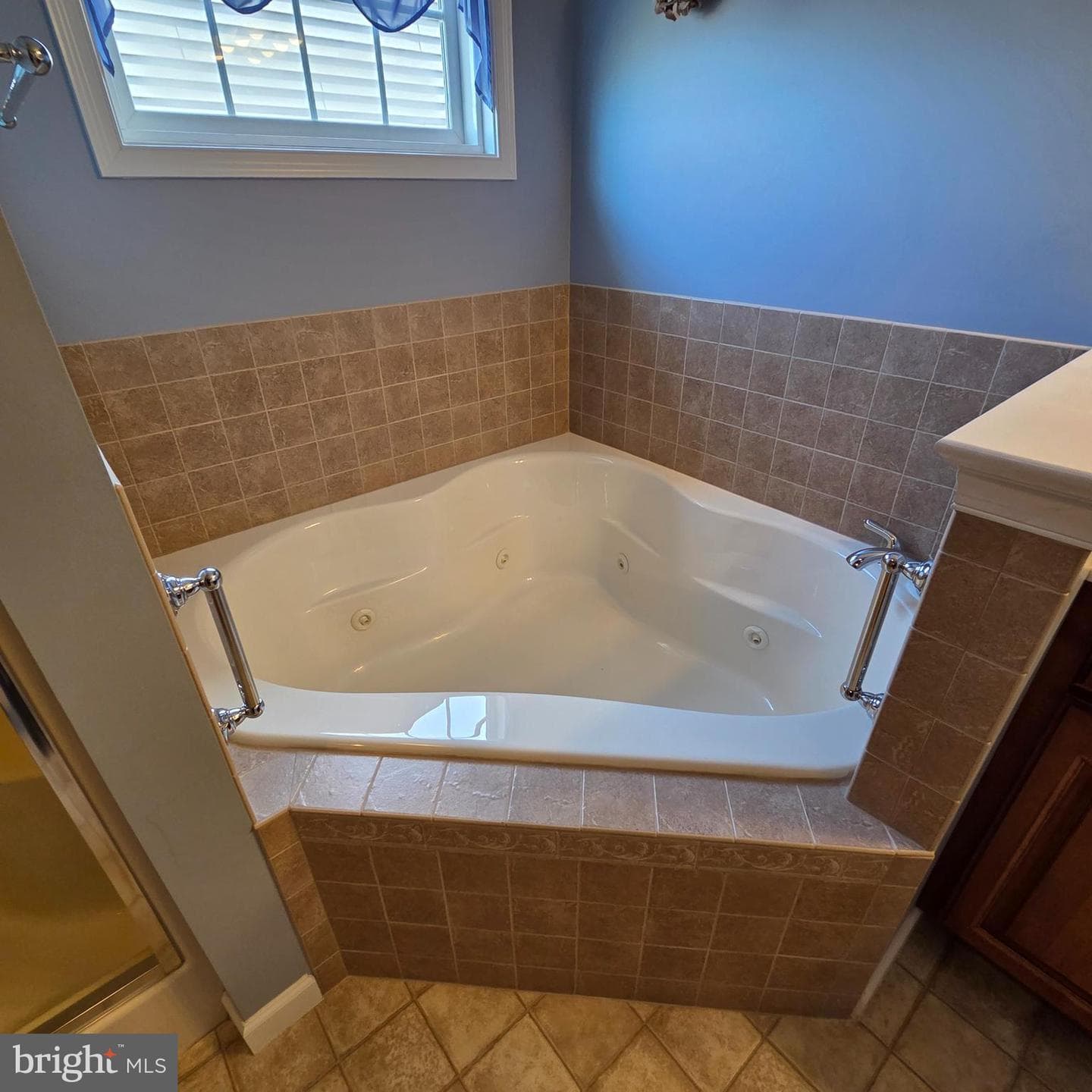 854 Cambridge Drive photo 24