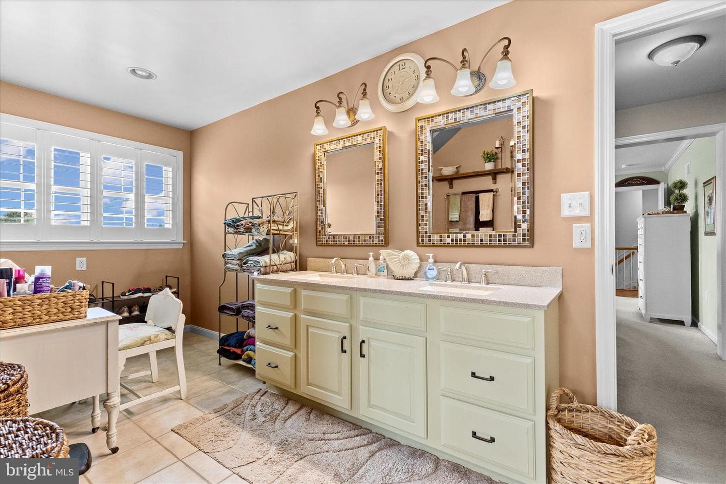 130 Julia Lane photo 27