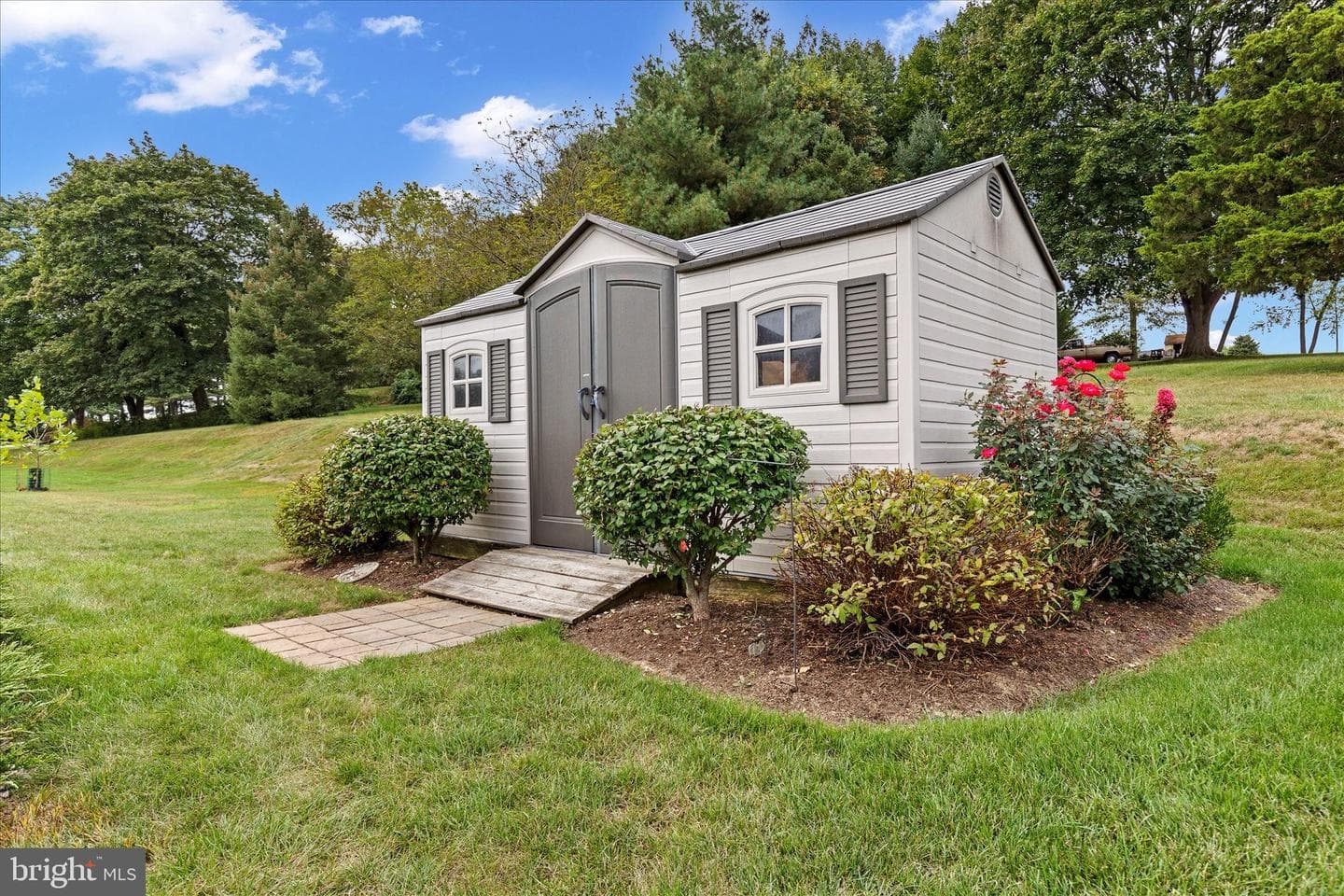 130 Julia Lane photo 46