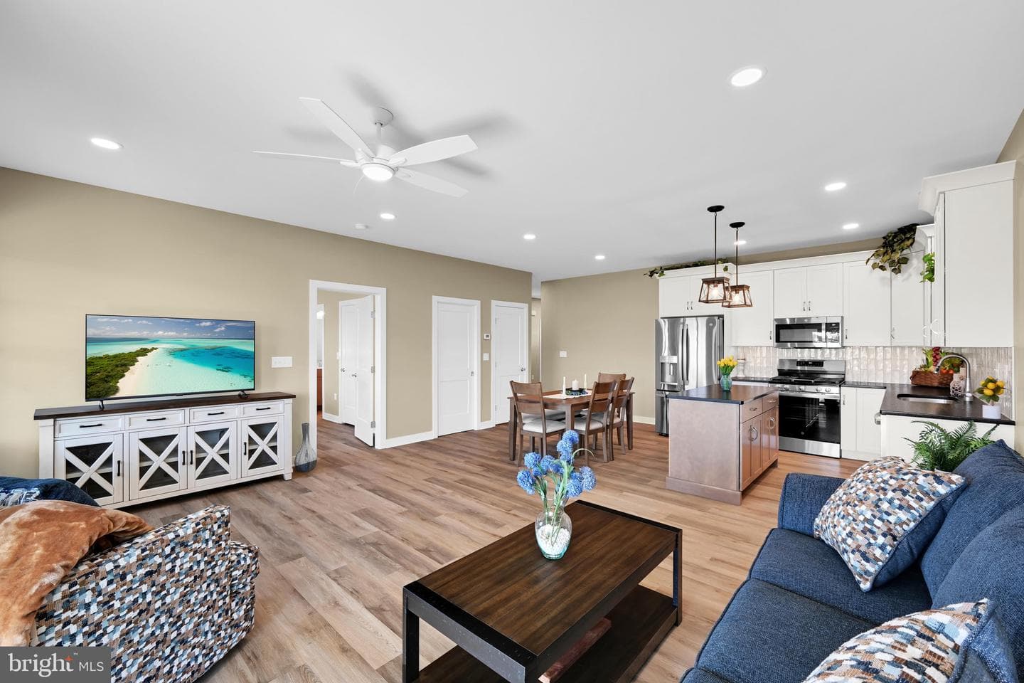 307 Ridgefield Drive photo 12