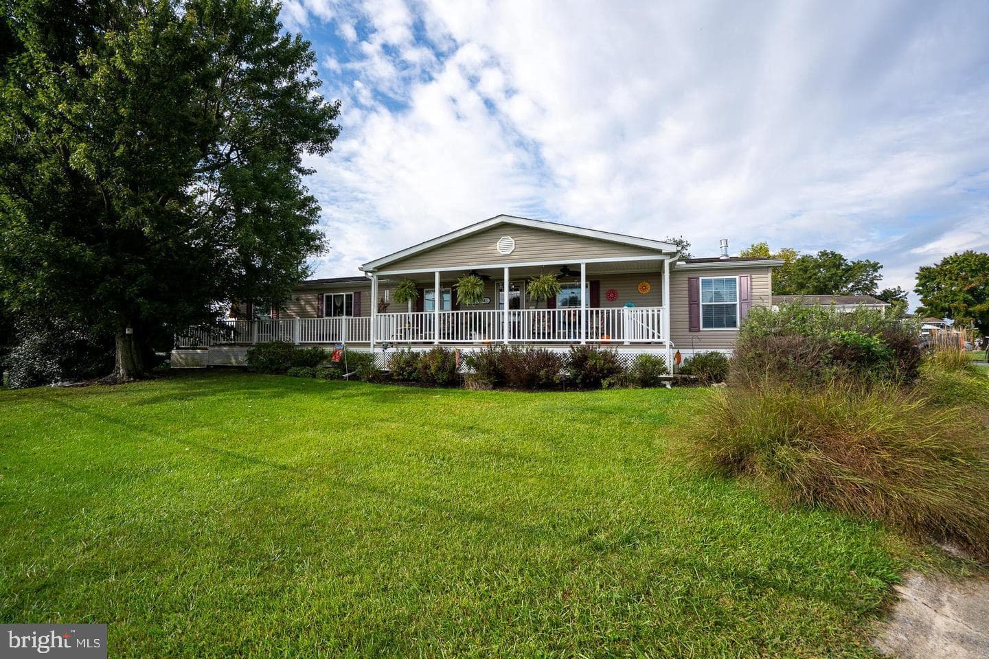 133 Ridgewood Manor photo 2