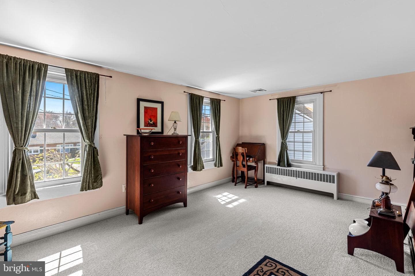 255 Elizabeth Street photo 24