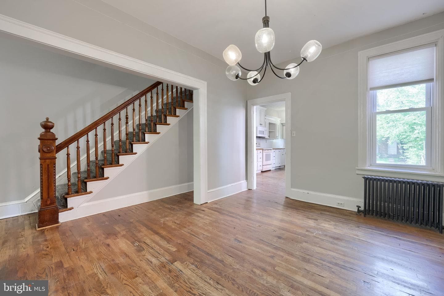 213 E Ross Street photo 20