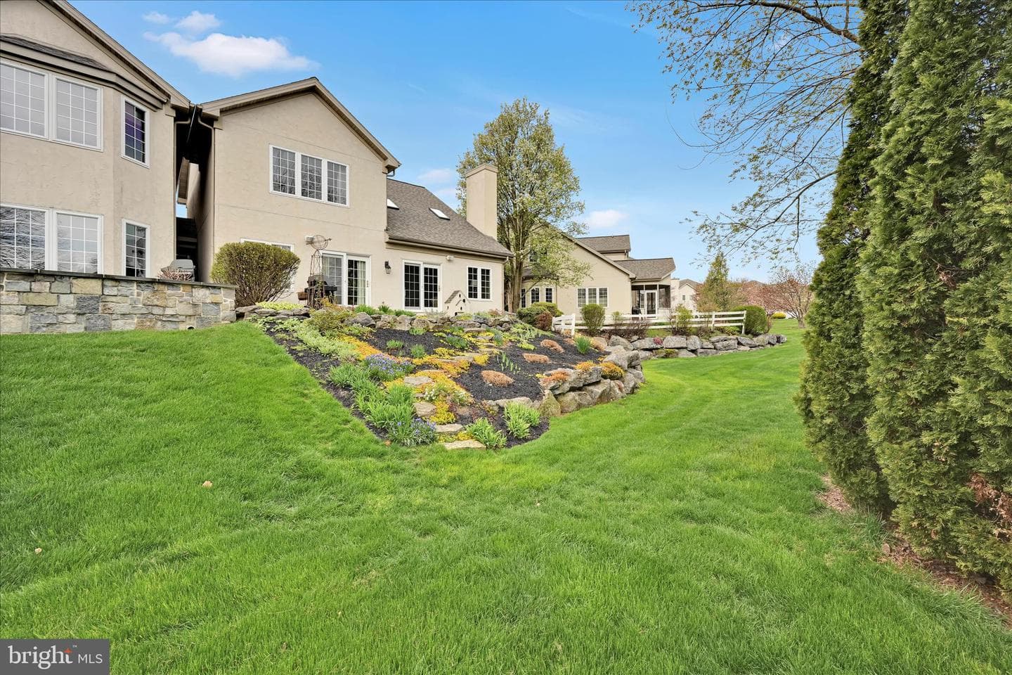 728 Woodfield Drive photo 37