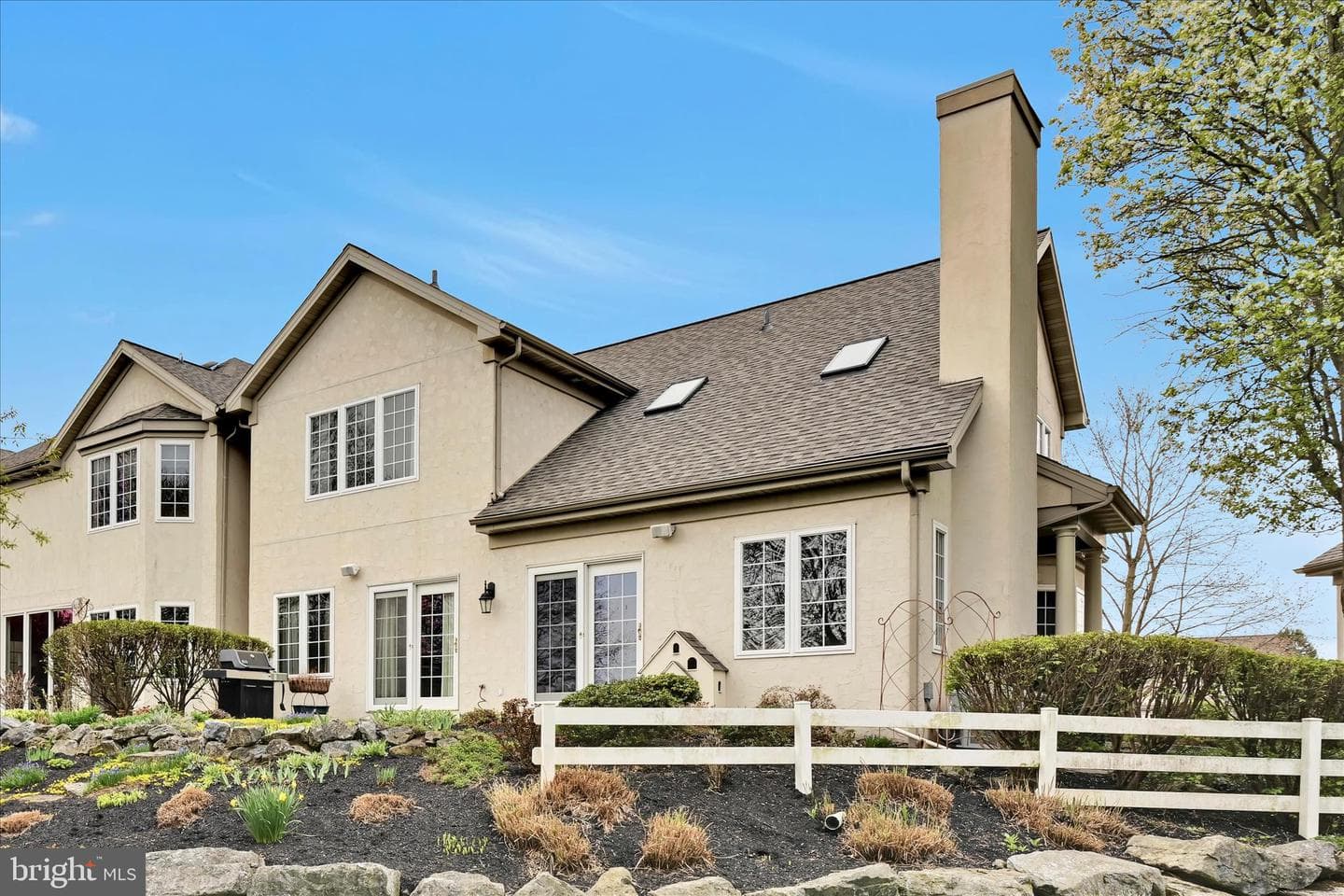 728 Woodfield Drive photo 40