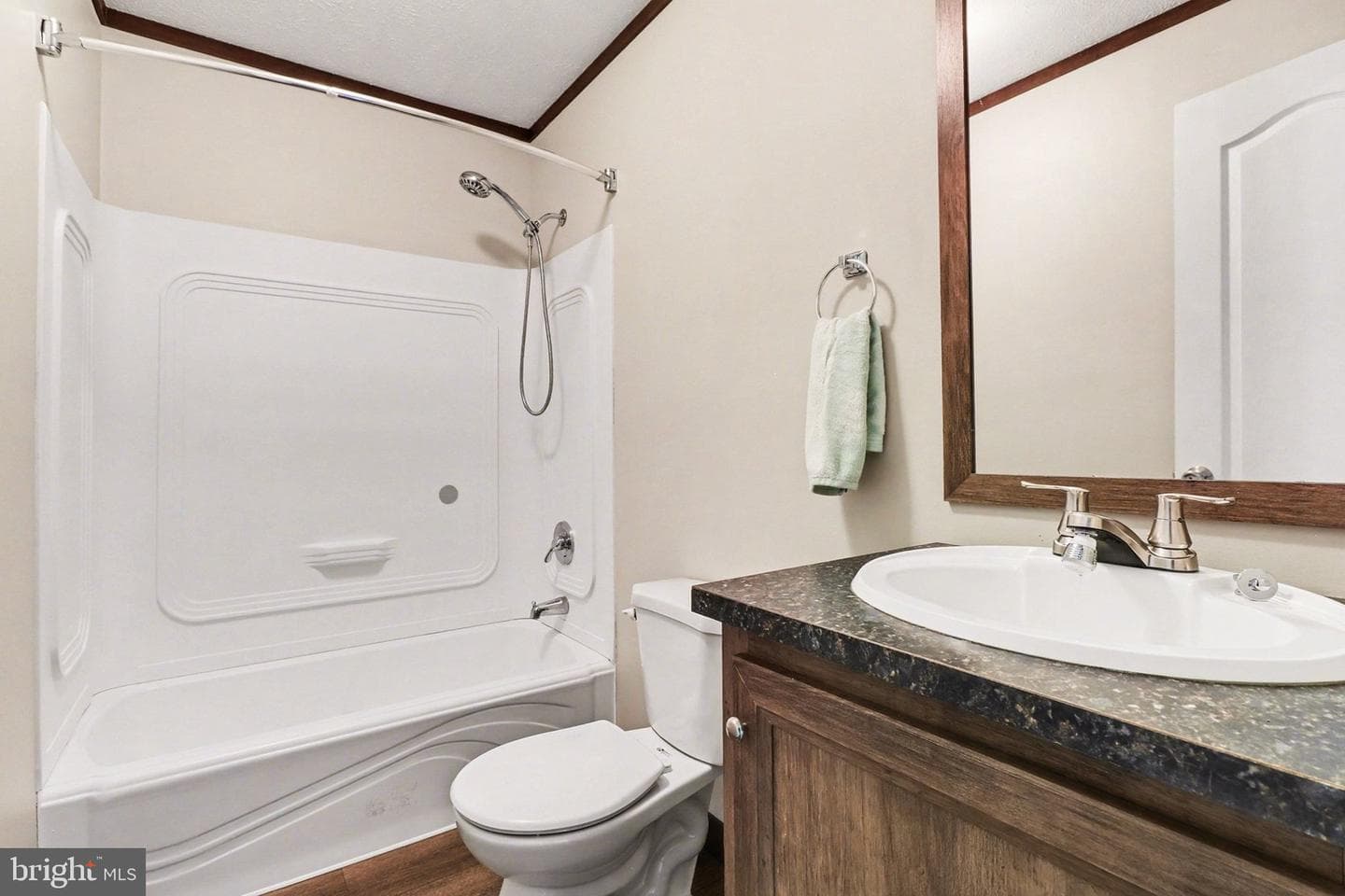 404 Dogwood Lane photo 13
