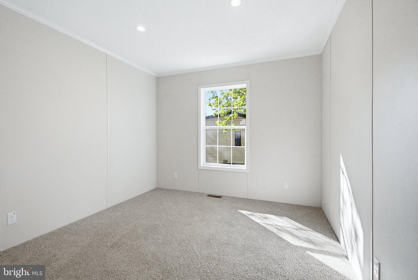 824 Carrie Court photo 23