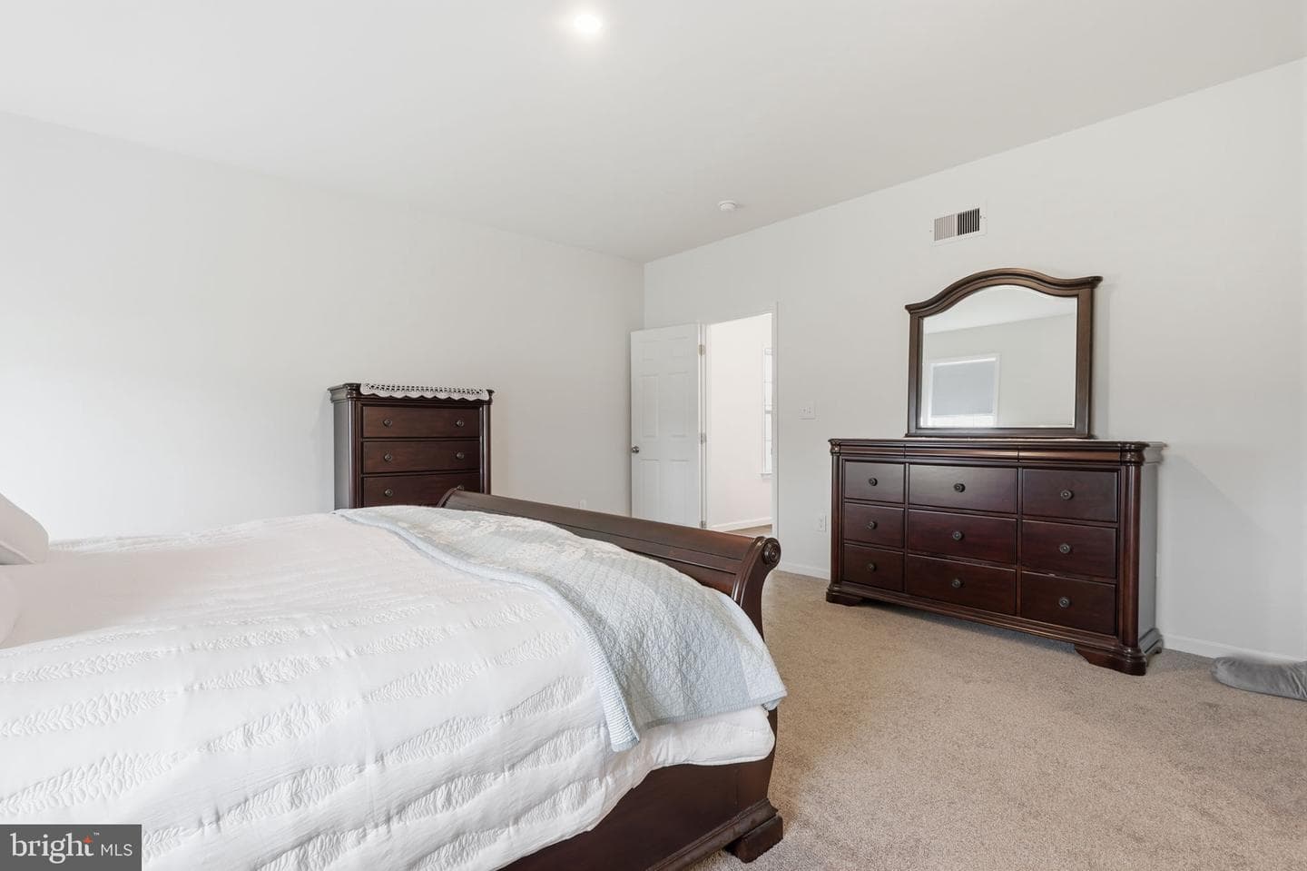 113 Cameron Lane photo 47